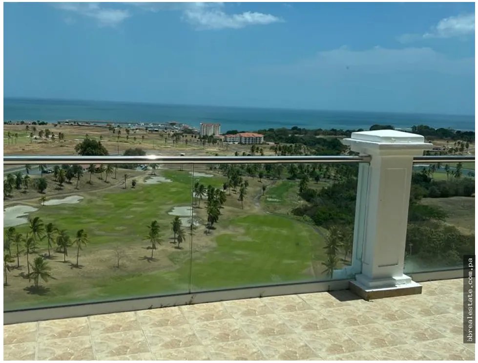 Apartment for sale in Coronado