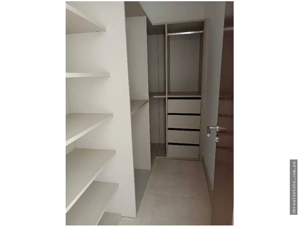 Venta de Apartamento en PH Panorama, San Francisco