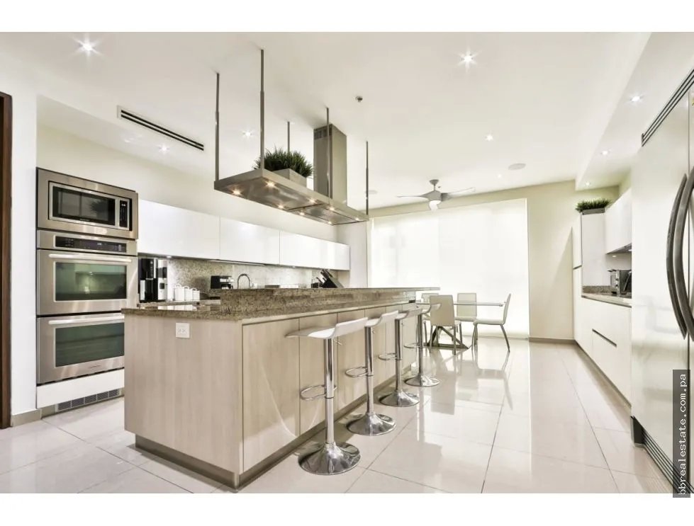 Venta de Apartamento en Costa del Este, PH Marea