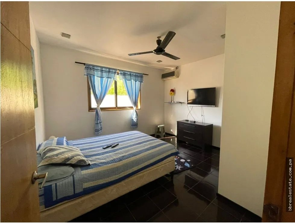 Venta de Casa en La Perla, David, Chiriqui