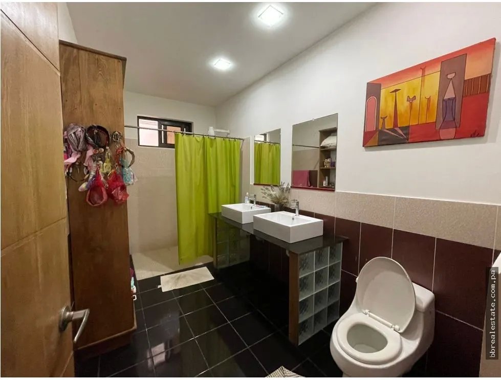 Venta de Casa en La Perla, David, Chiriqui