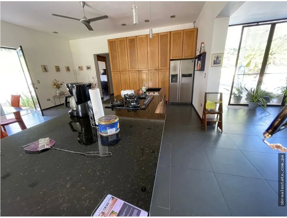 Venta de Casa en La Perla, David, Chiriqui