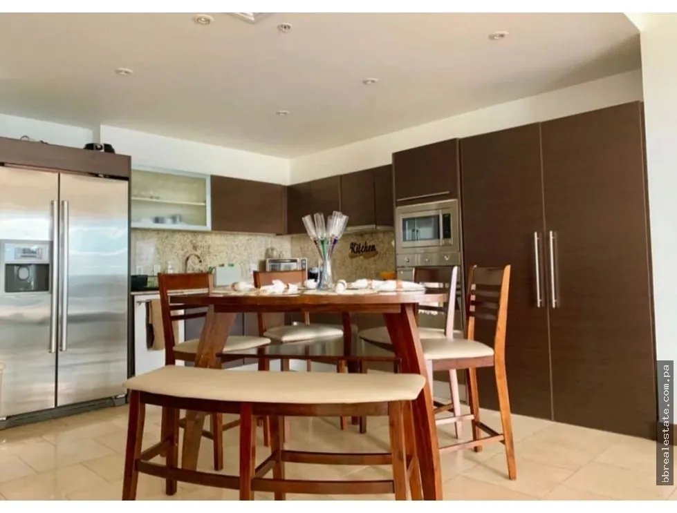 Apartment for sale in Punta Pacifica