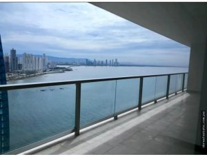 Apartment for sale in Punta Pacifica