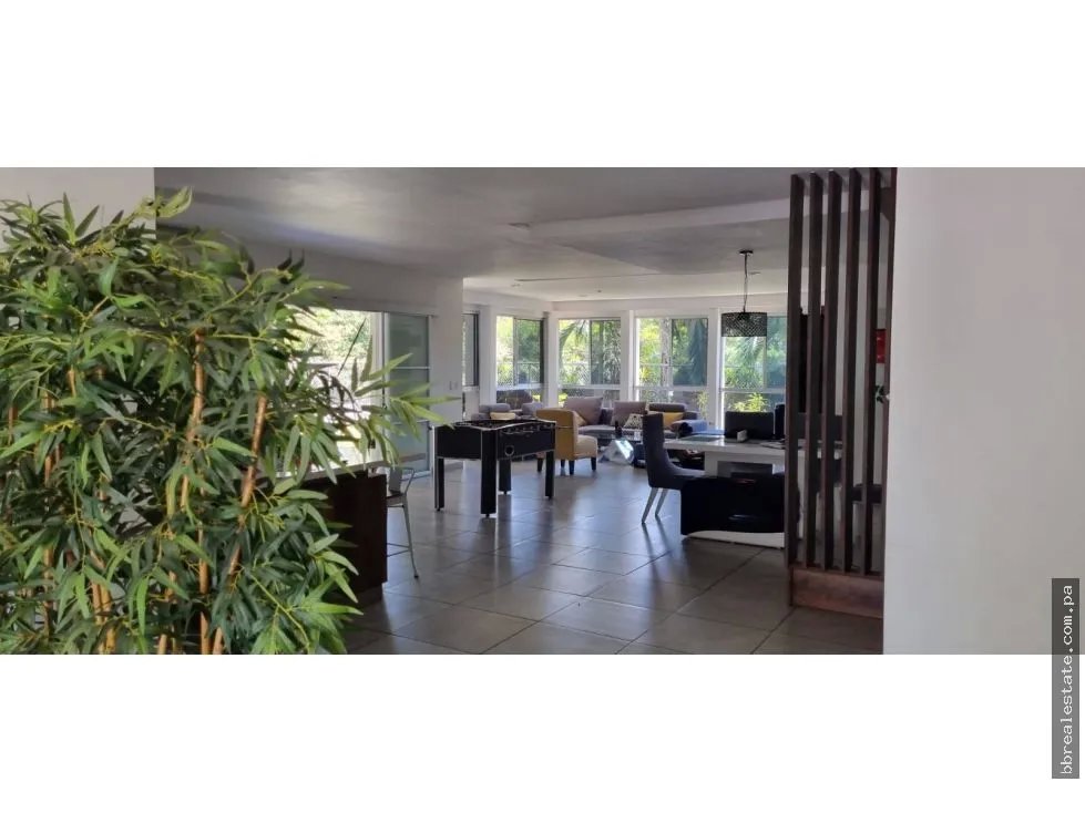 Venta de Casa en Llanos de Curundu, Ancon