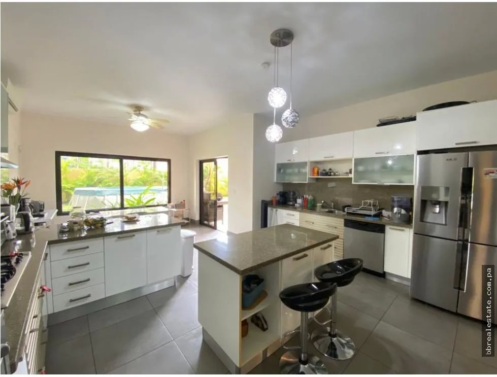 Venta de Casa en Residencias Antigua, Costa del Este