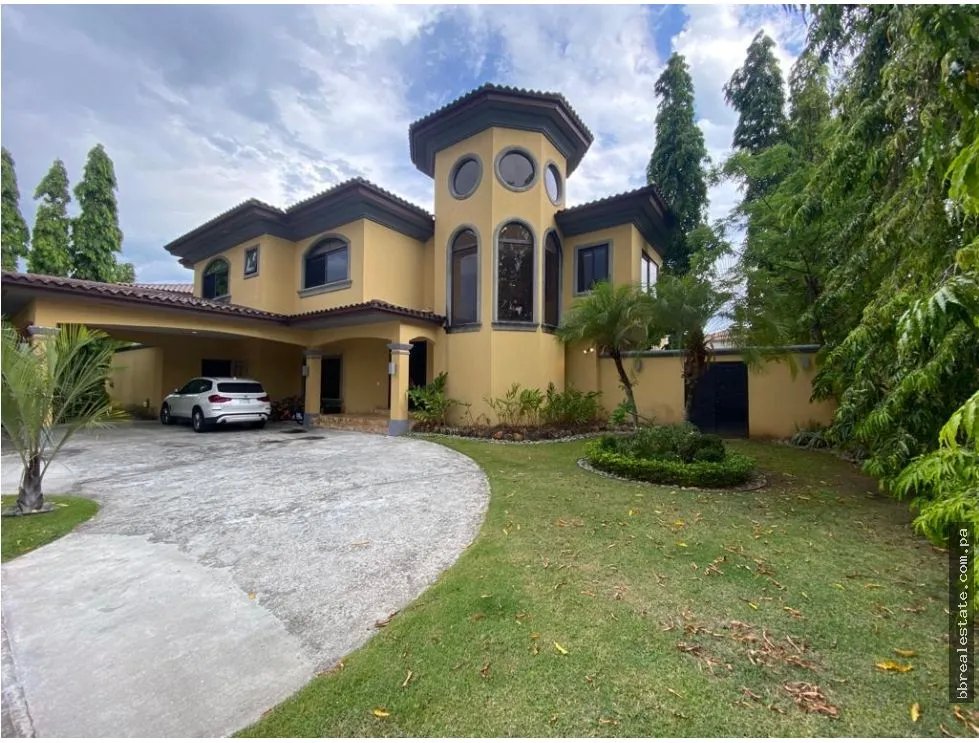 Venta de Casa en Residencias Antigua, Costa del Este