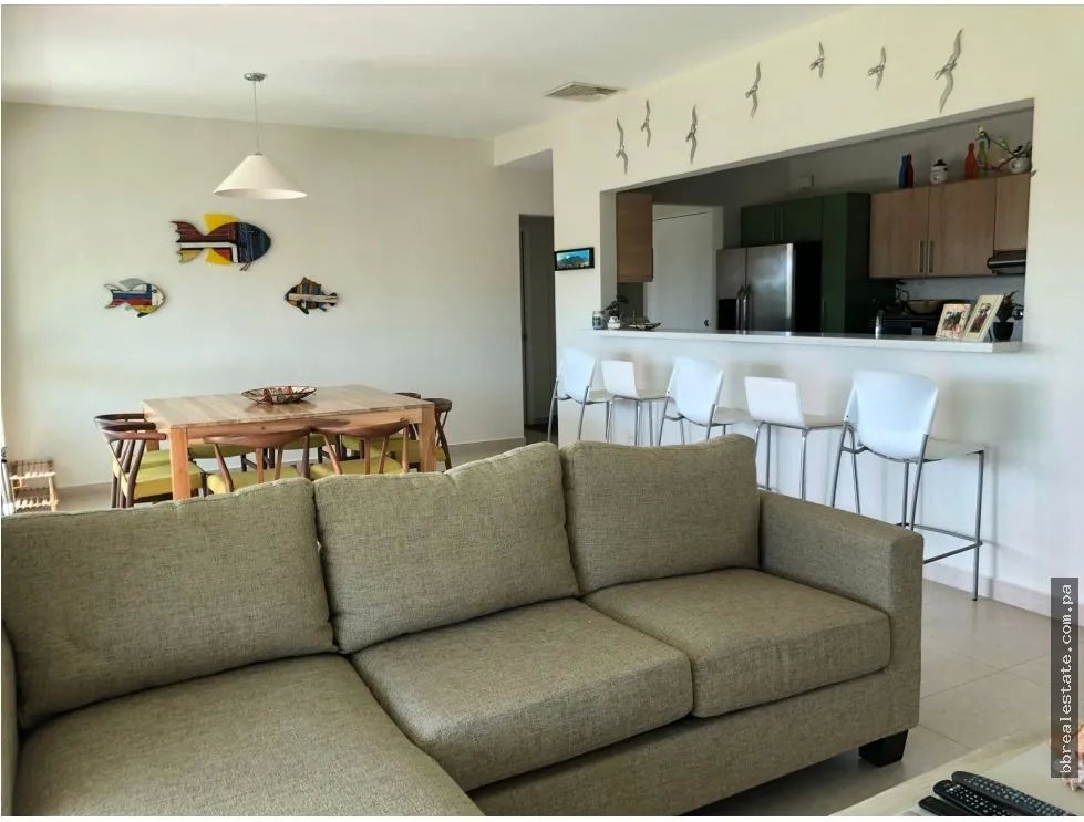 Venta de apartamento en Bijao Beach, San Carlos