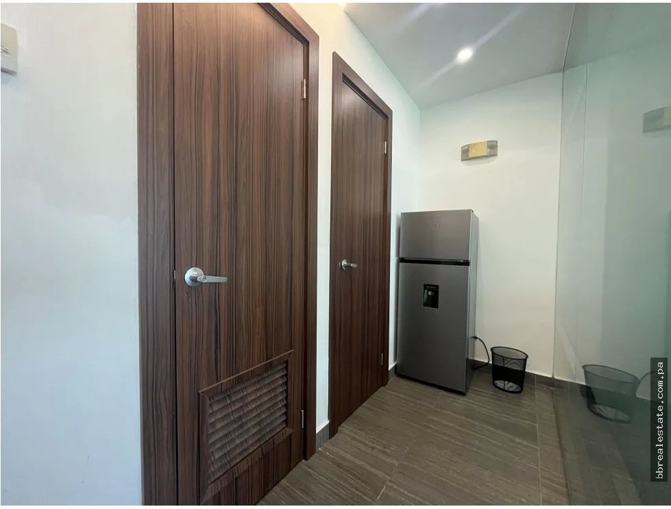 Office for rent in Costa del Este