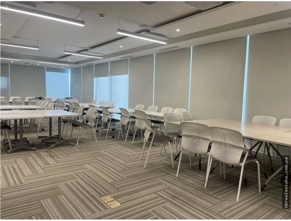 Venta de oficina Amoblada en Punta Pacífica, Ph Oceanía Torre 1000