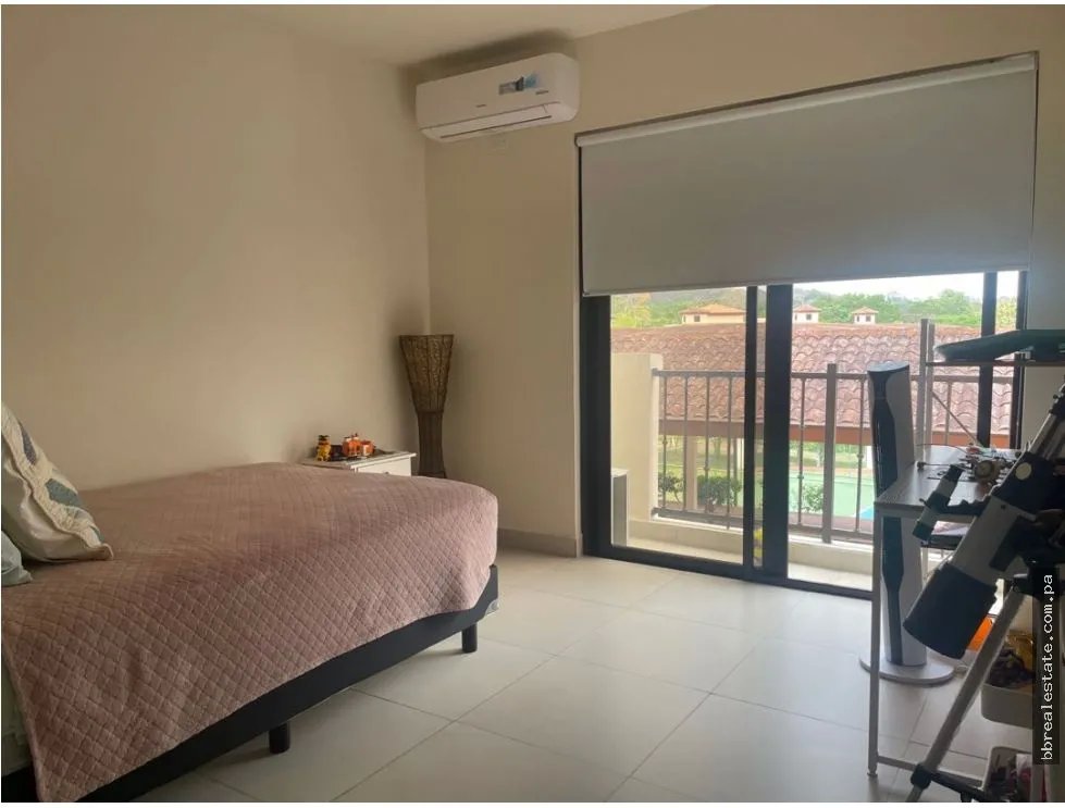 Apartment for sale in Clayton