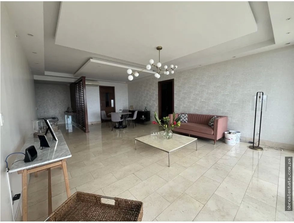 Venta de apartamento en Santa María, Ph Greenview Residences