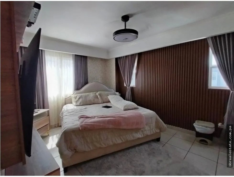 Venta de Casa en PH Victoria, Brisas del Golf Norte