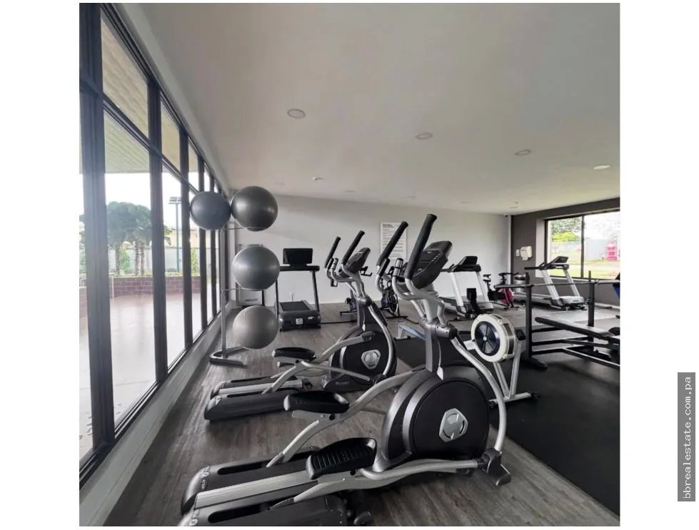 Venta de Casa en PH Victoria, Brisas del Golf Norte