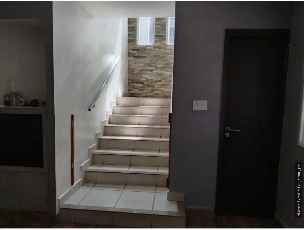 Venta de Casa en PH Victoria, Brisas del Golf Norte