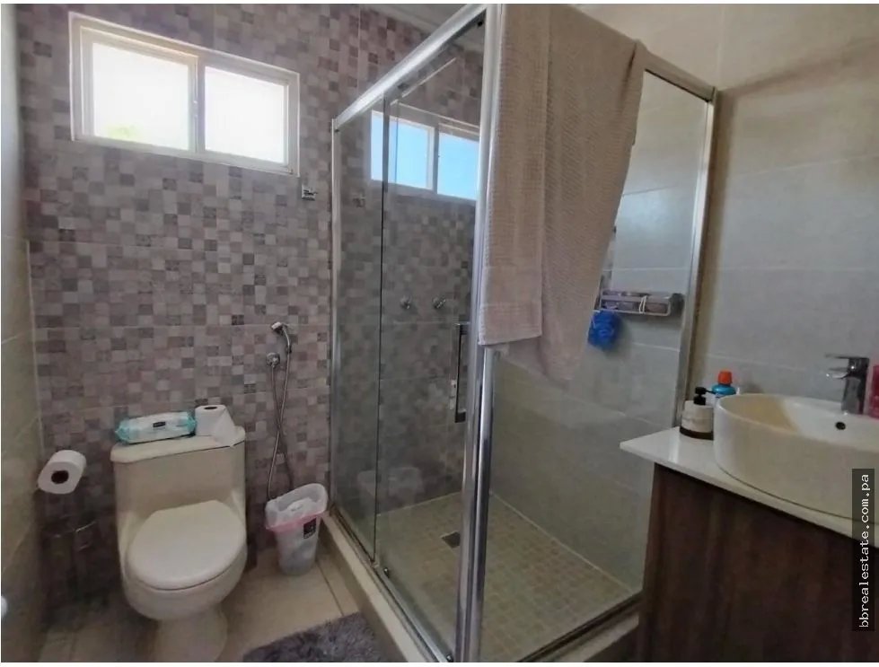 Venta de Casa en PH Victoria, Brisas del Golf Norte