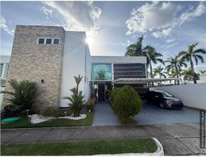 Single Family House for sale in Costa Su...
