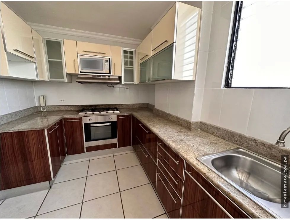 Apartment for sale in Villa de las Fuentes