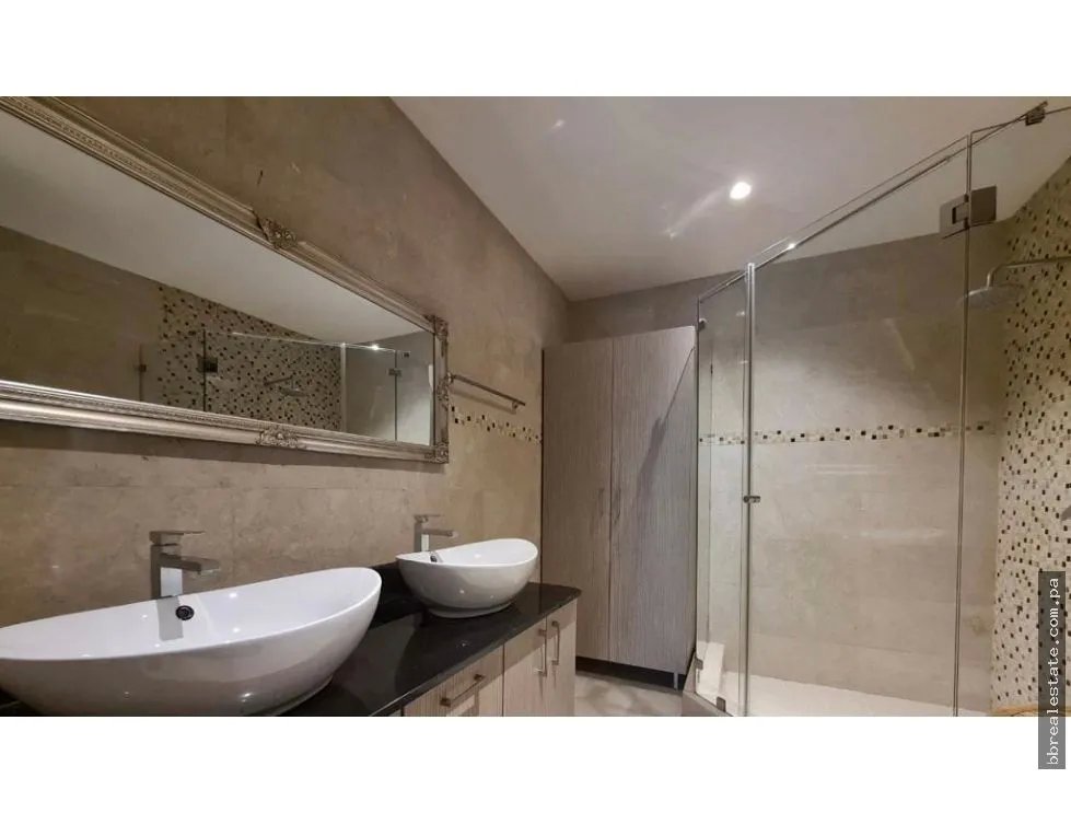 Apartment for sale in Punta Pacifica