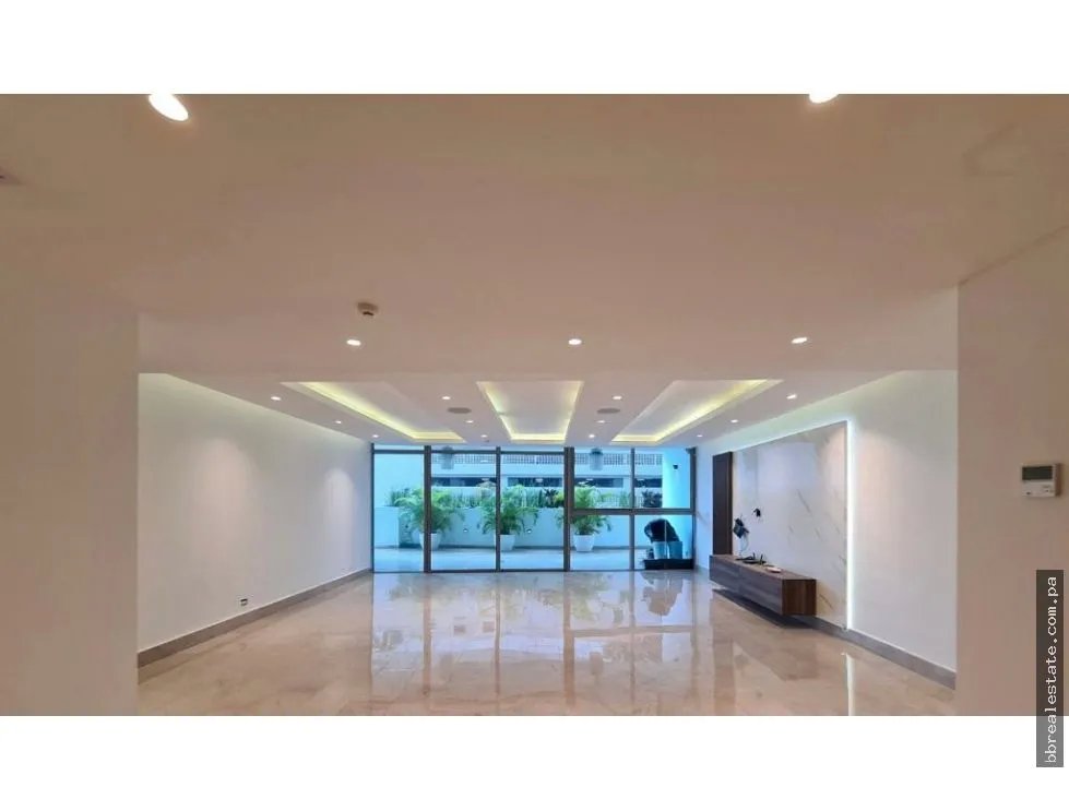 Apartment for sale in Punta Pacifica