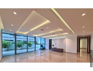 Venta de apartamento en Punta Pacifica, ...