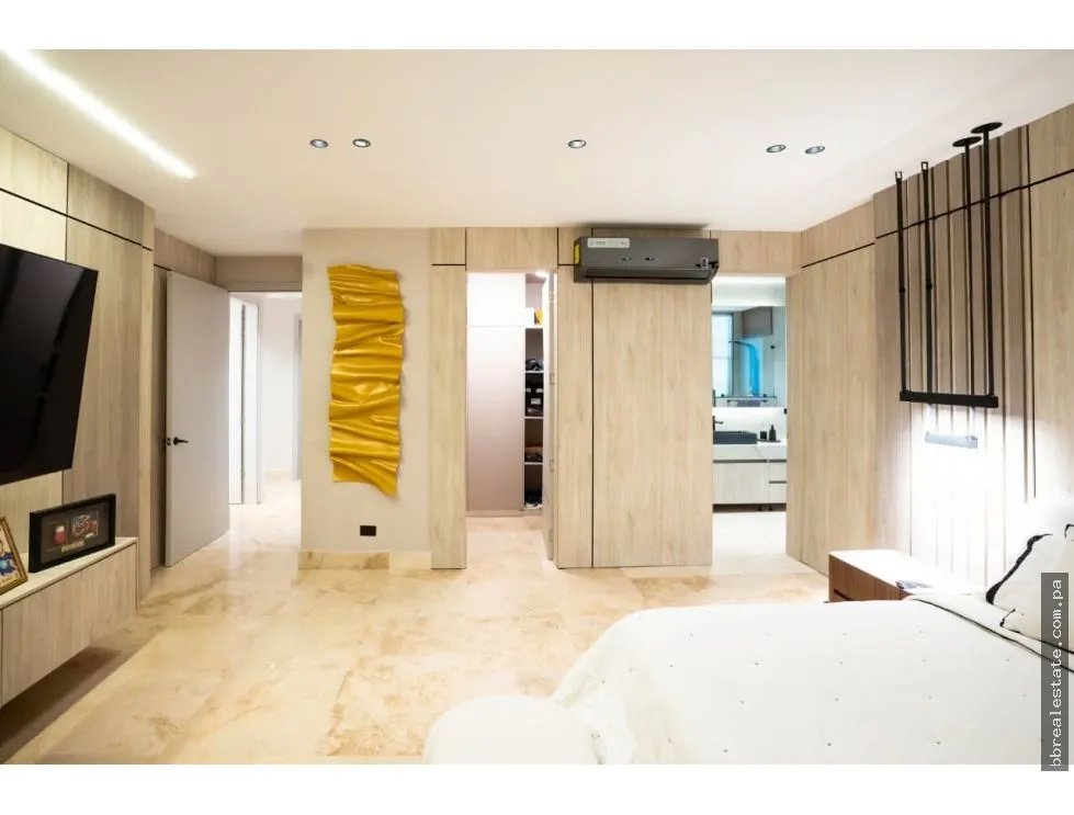 Apartment for sale in Punta Pacifica