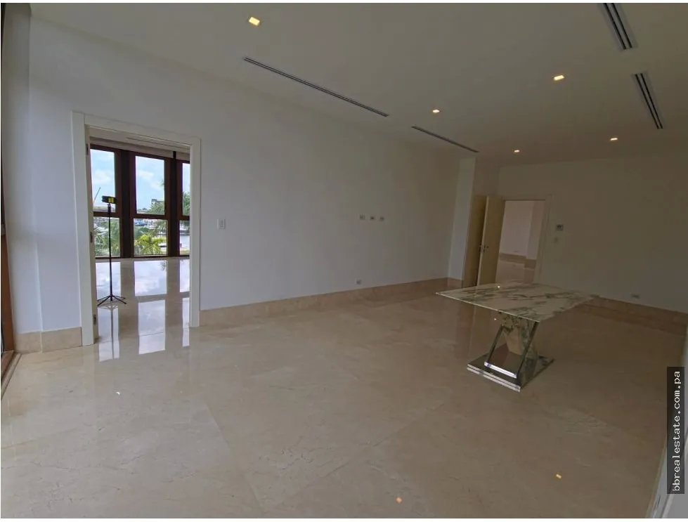 Alquiler de apartamento en Ocean Reef, Punta Pacifica Panamá