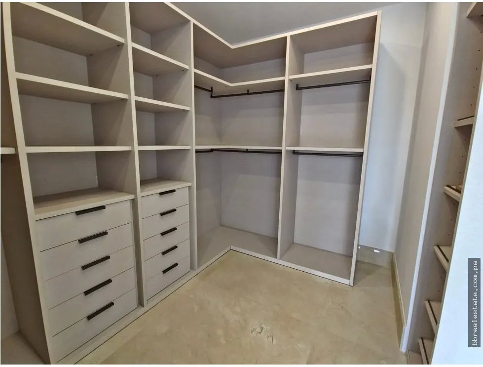 Apartment for rent in Punta Pacifica