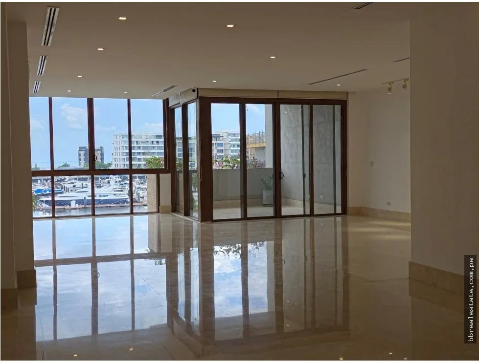 Apartment for sale in Punta Pacifica