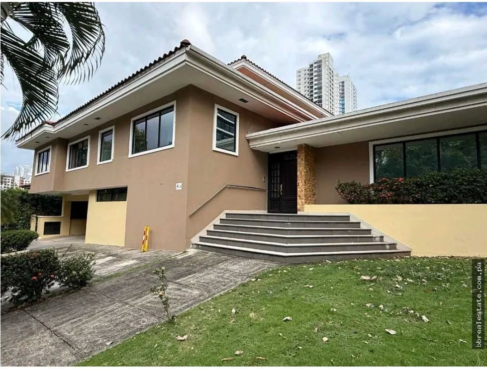 Venta de casa en el Carmen