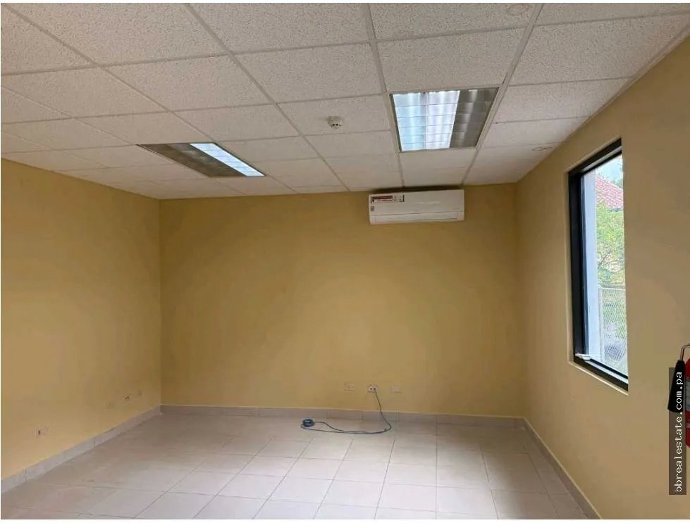 Alquiler de casa comercial en el Carmen