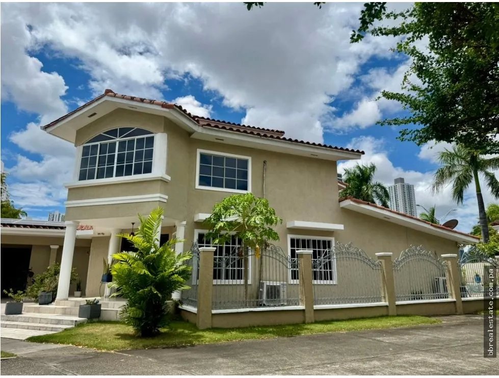 Venta de Casa en PH Costa Bella, Costa del Este