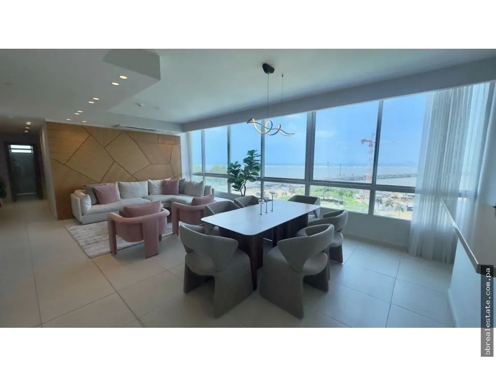 Venta de apartamento en PH Maui, Costa del Este