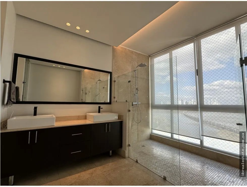 Apartment for sale in Coco del Mar