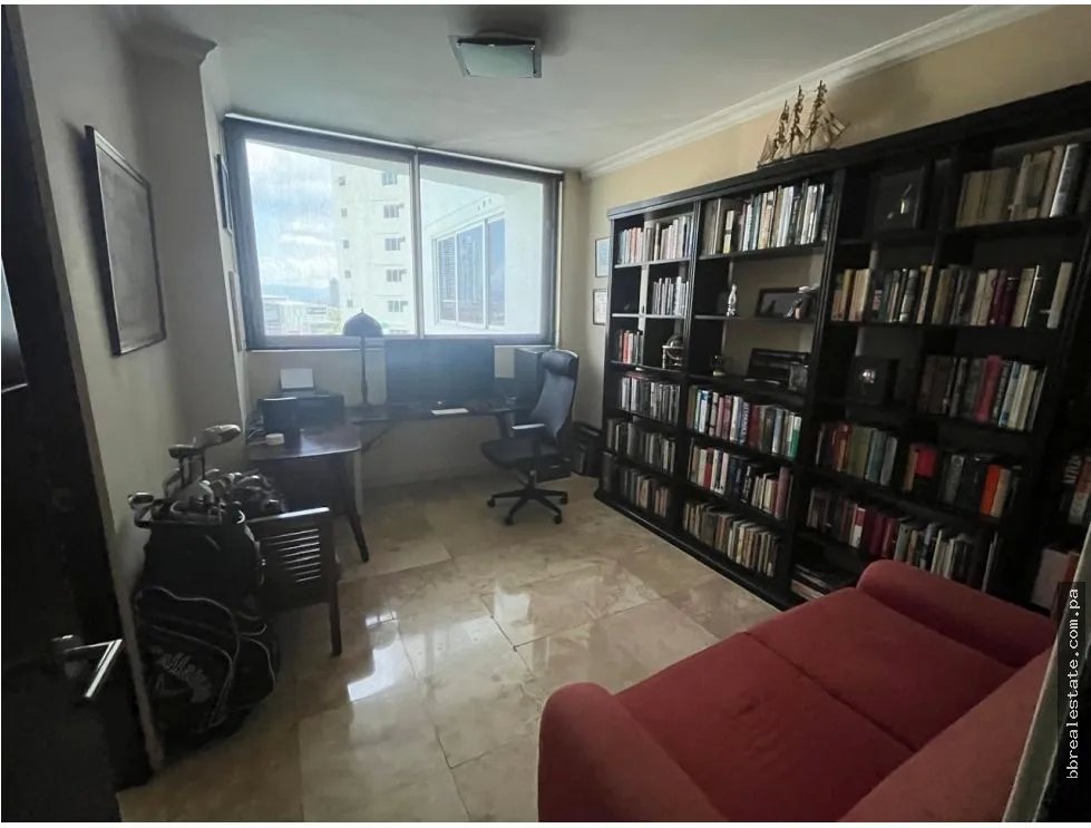 Apartment for sale in Costa del Este
