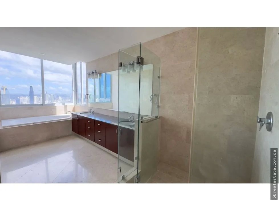 Alquiler de apartamento en Paitilla, Edificio The Point