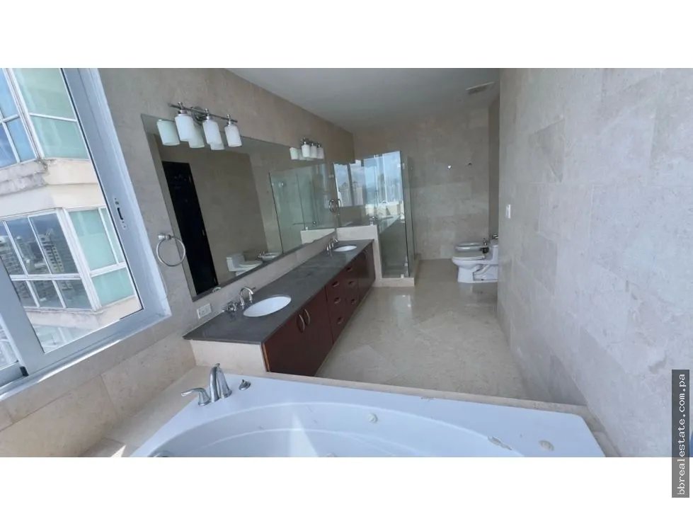 Apartment for sale in Punta Paitilla