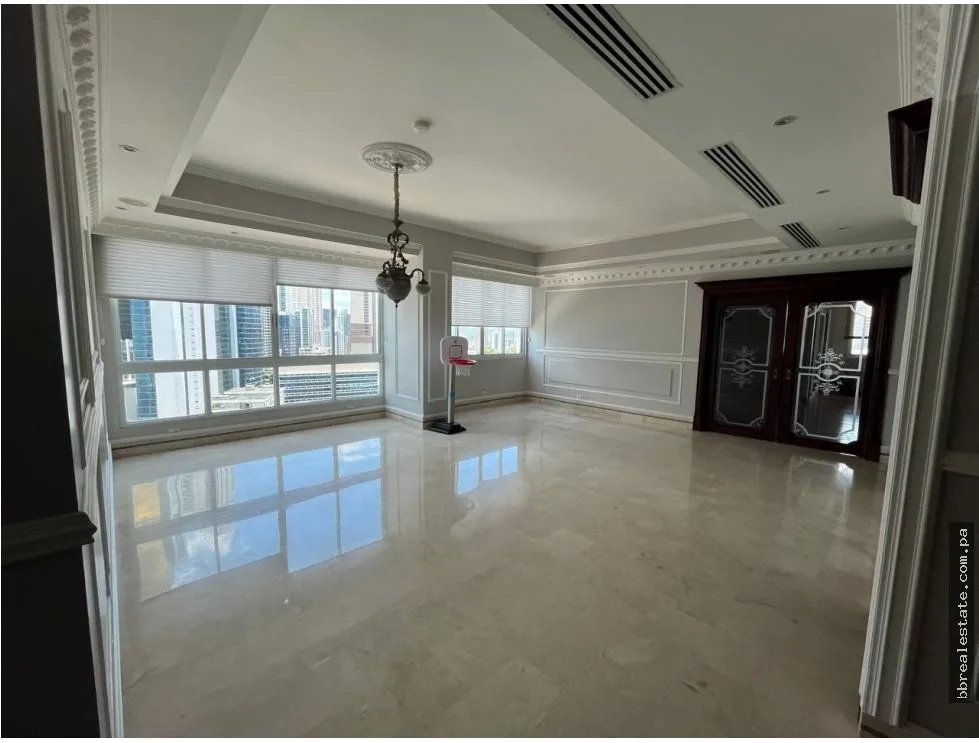 Apartment for sale in Marbella