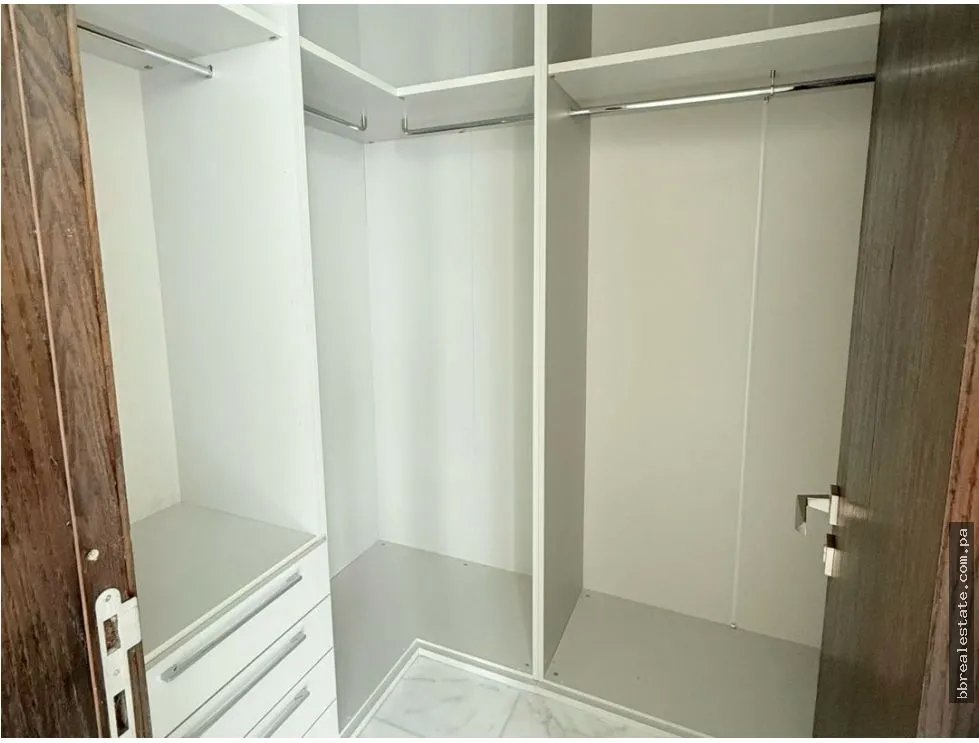 Alquiler de apartamento en Punta Paitilla, Sea Point