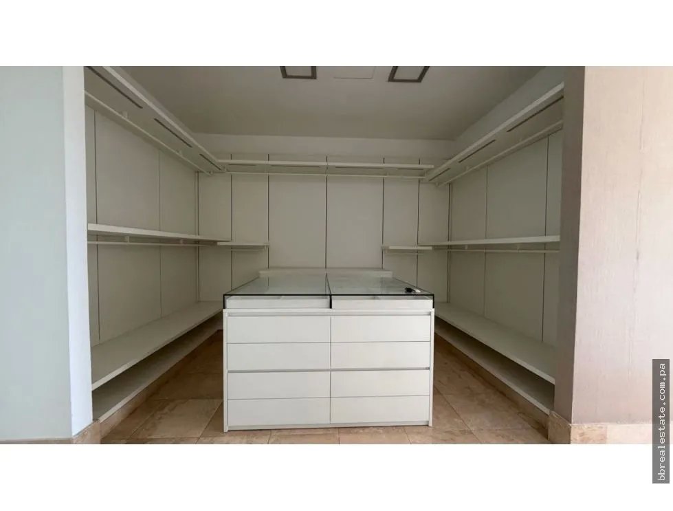 Venta de casa en Santa Maria
