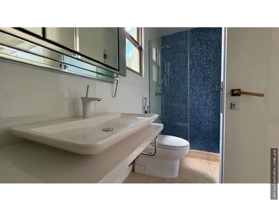 Venta de casa en Santa Maria