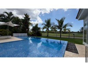 Venta de casa en Santa Marìa