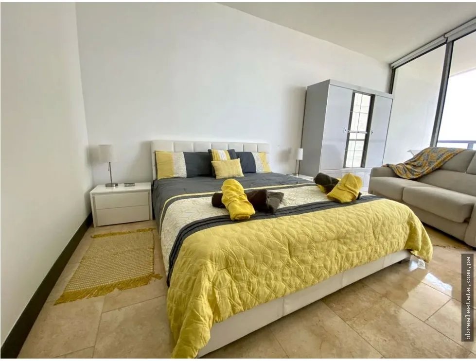 Apartment for sale in Punta Pacifica