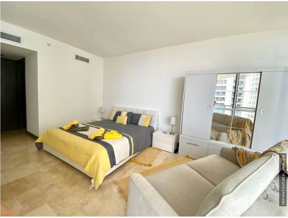 Apartment for sale in Punta Pacifica