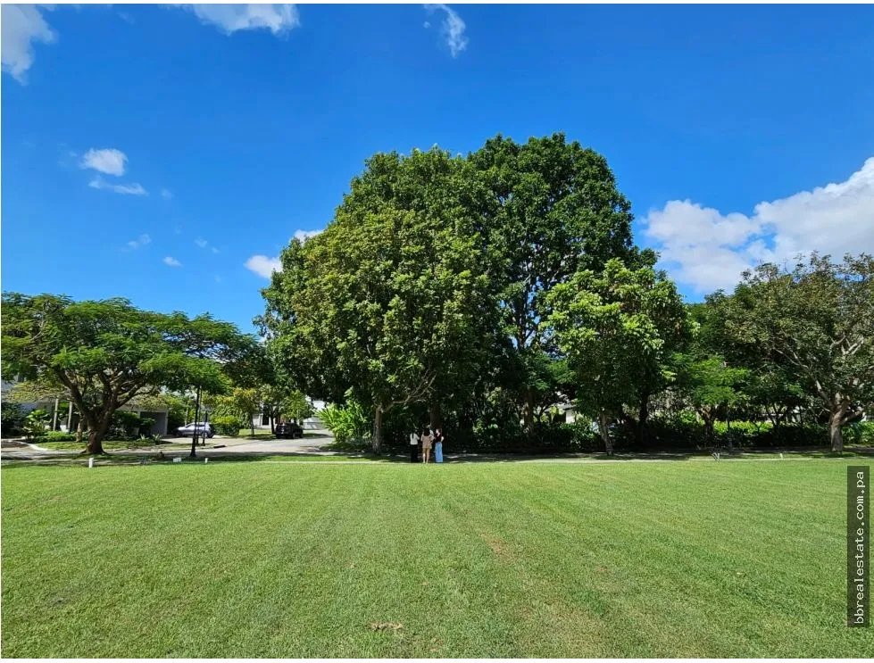 Building Lot for sale in Santa Maria