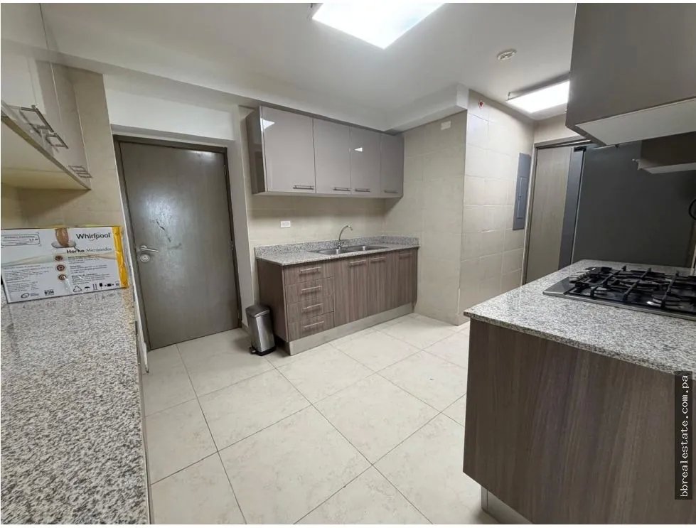 Venta de apartamento en Costa del Este, PH Lumiere
