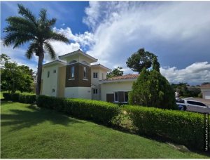 Venta de Casa en PH Tucán Country Club, ...