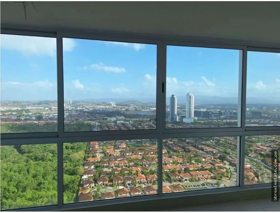 Venta de Apartamento en PH Breeze, Costa del Este