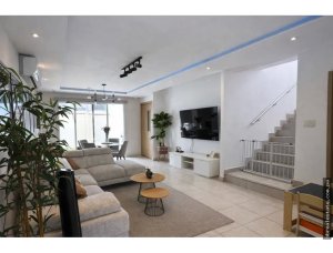 Single Family House for sale in Brisas D...
