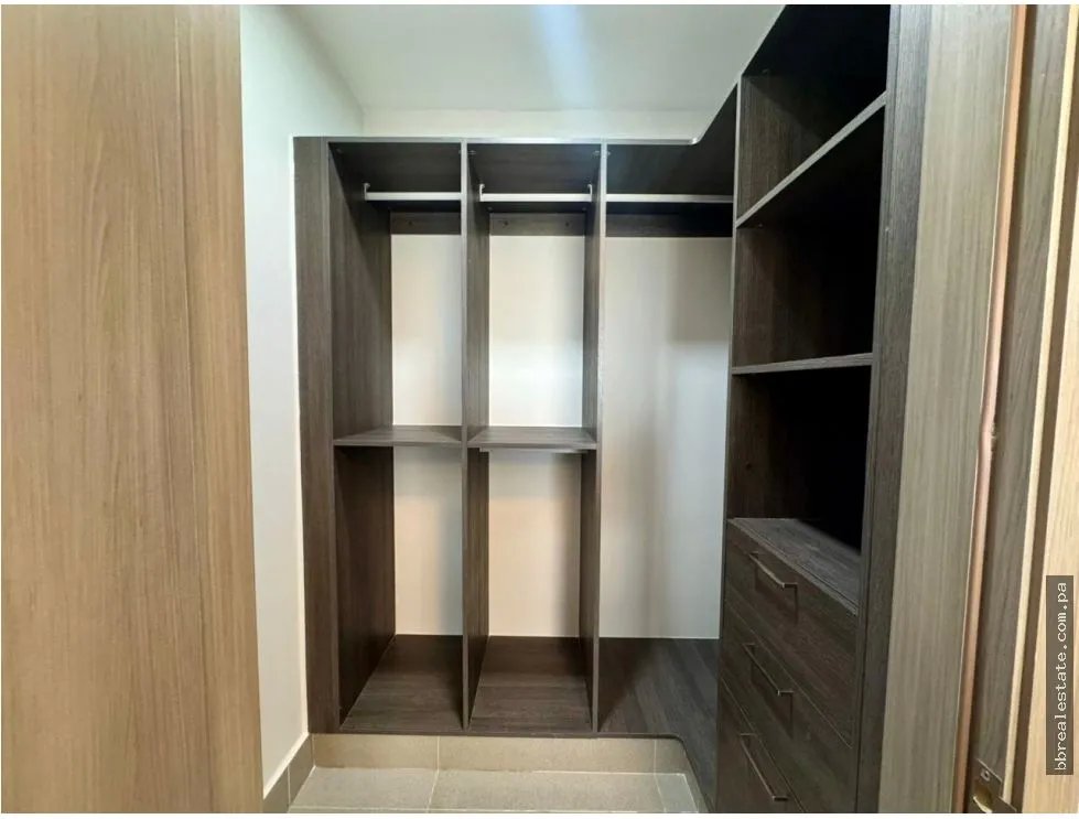 Venta de Apartamento en PH Loma Vista Tower, La Loma